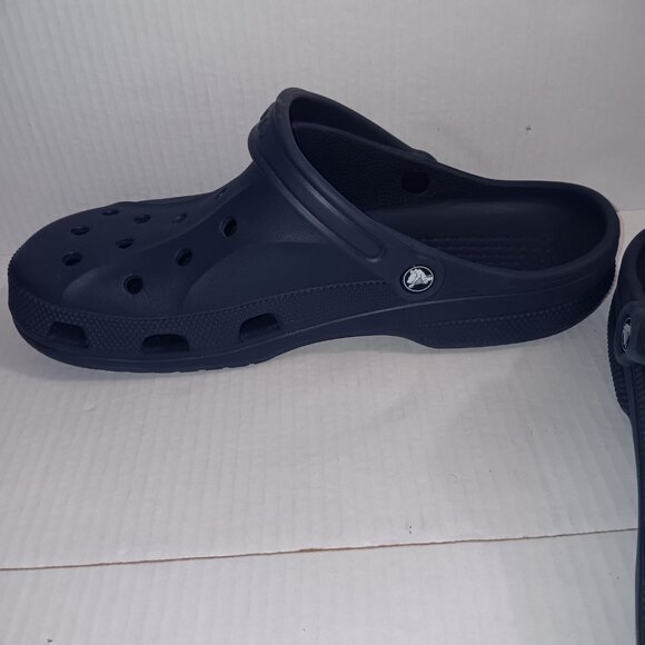 CROCS  BAYA  CLOGS - Picture 8 of 10